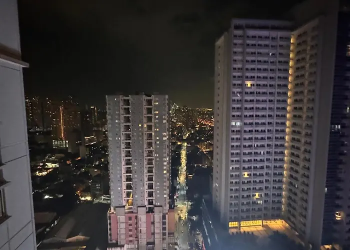 Urban Oasis At District Makati * Manila
