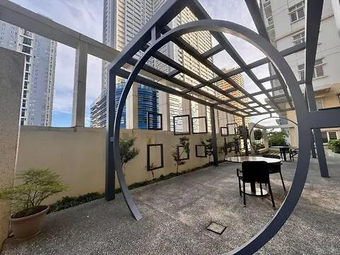 Urban Oasis At District Makati